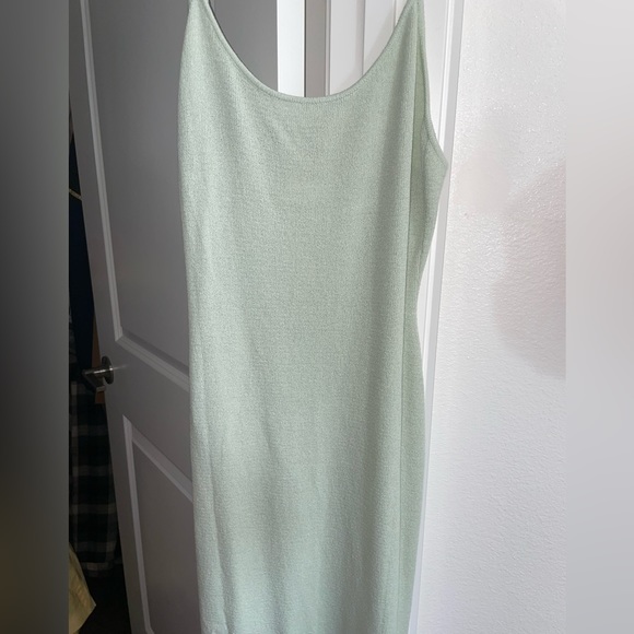 πΌπππππ β’ Magnolia Knit Maxi Dress Pistachio - Picture 4 of 5